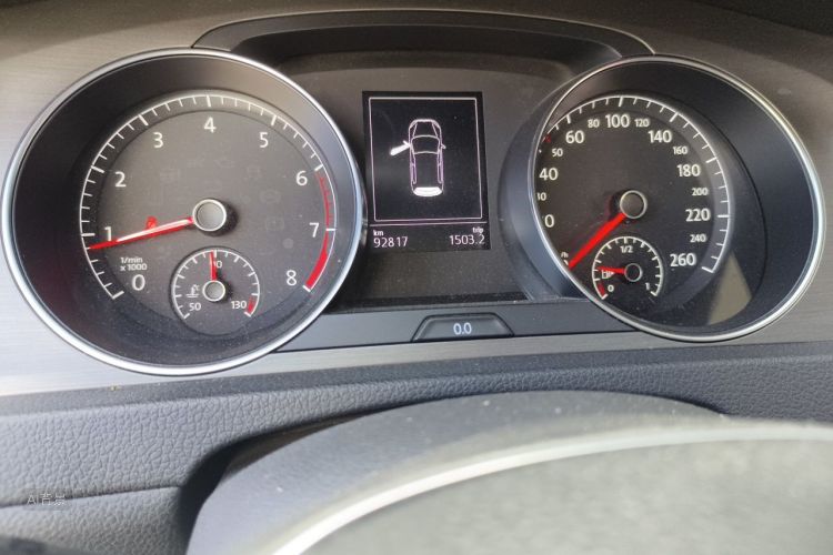 Volkswagen Golf 2016 car image #14