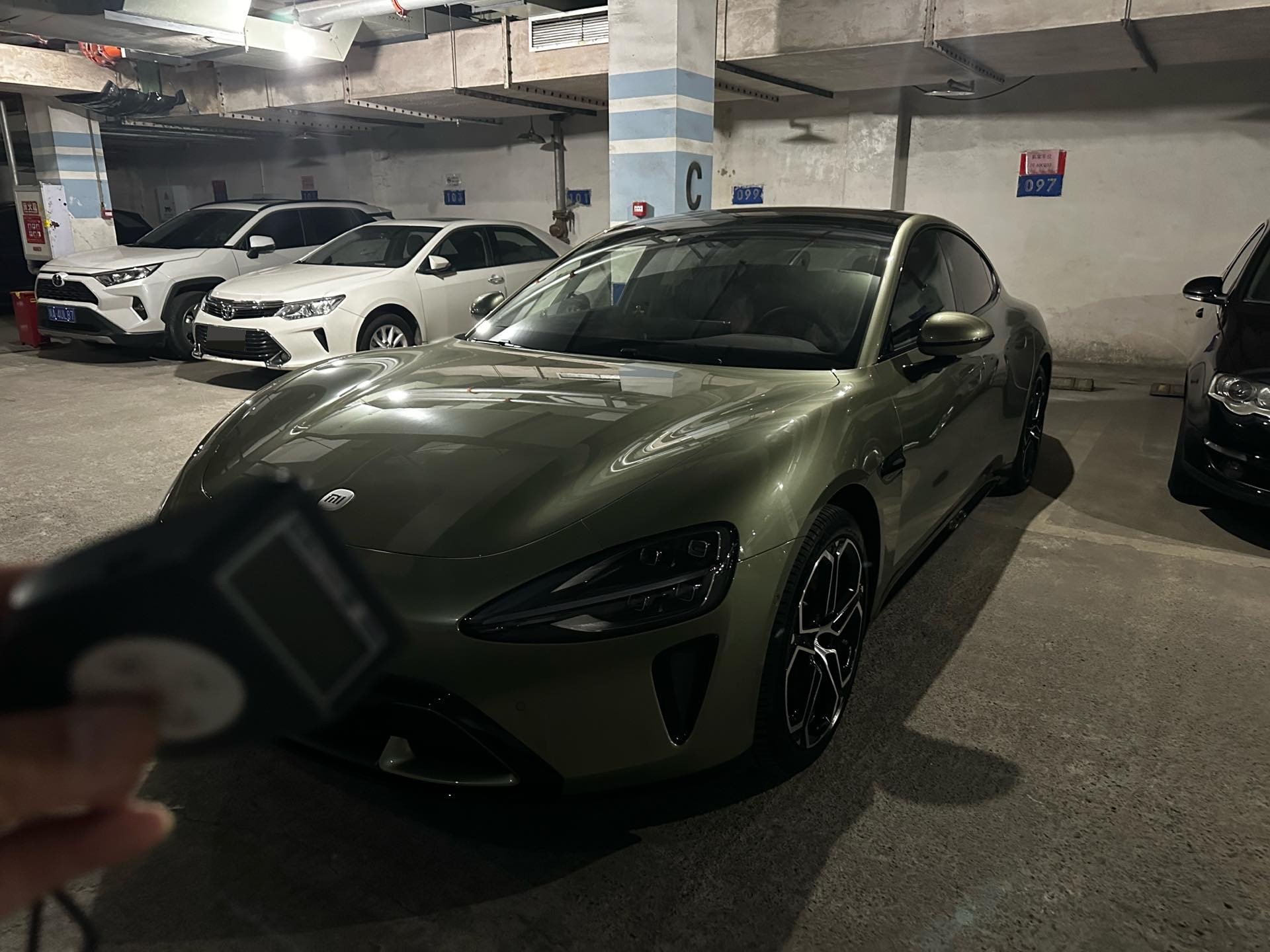 MI SU7 2024 car image 