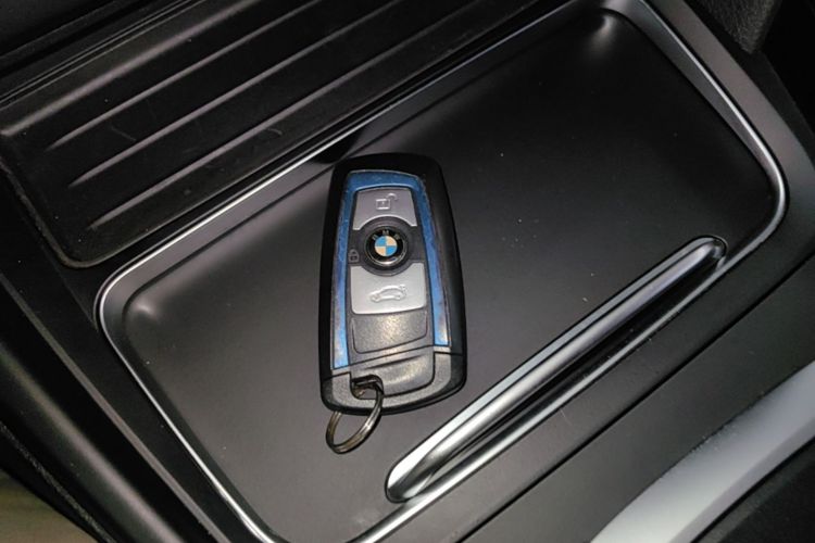 BMW 3 Series GT 2020 #9 BMW 3 Series GT 2020 car image #9