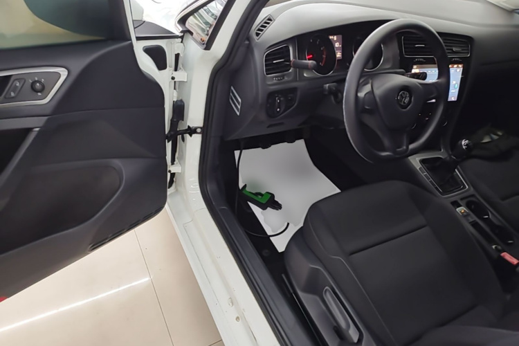 Volkswagen Golf 2015 #16 Volkswagen Golf 2015 car image #16