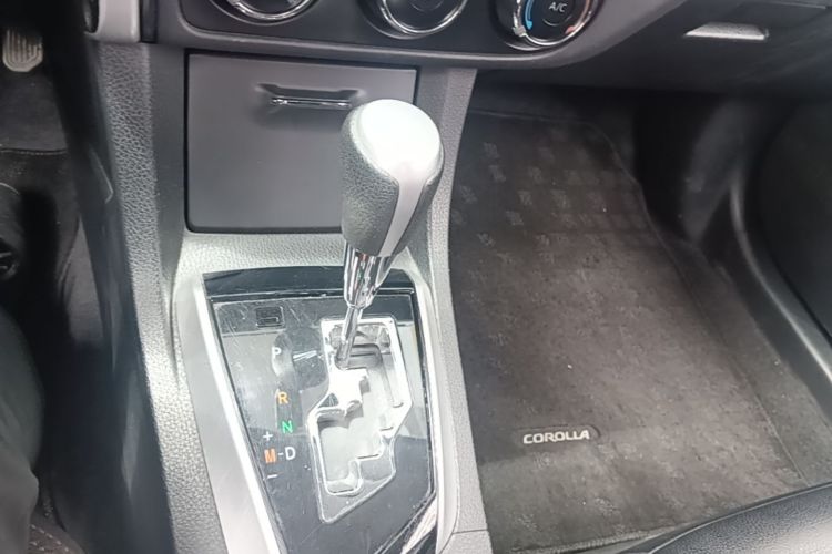 Toyota Corolla 2017 #18 Toyota Corolla 2017 car image #18