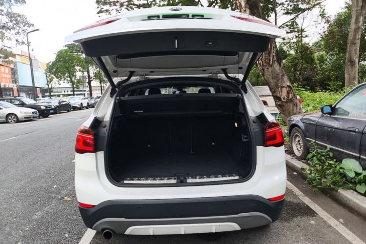 BMW X1 2018 #19 BMW X1 2018 immagine di auto #19