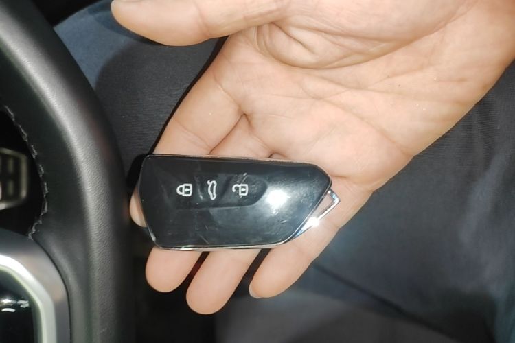 Volkswagen Golf 2023 #9 Volkswagen Golf 2023 صورة سيارة #9
