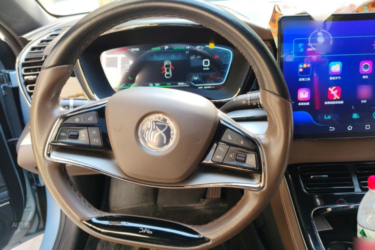 BYD Han 2023 car image #12