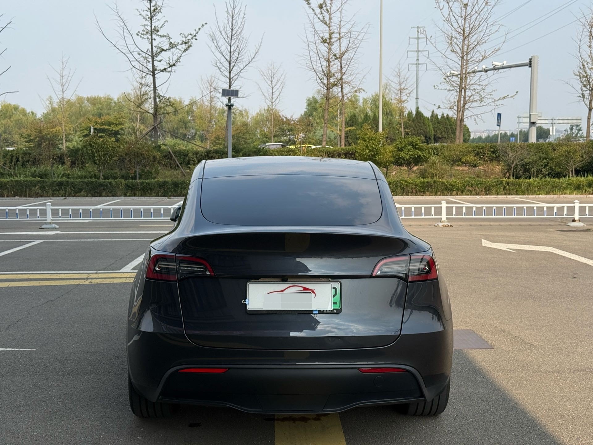 Tesla Model Y 2024 #4 Tesla Model Y 2024 immagine di auto #4