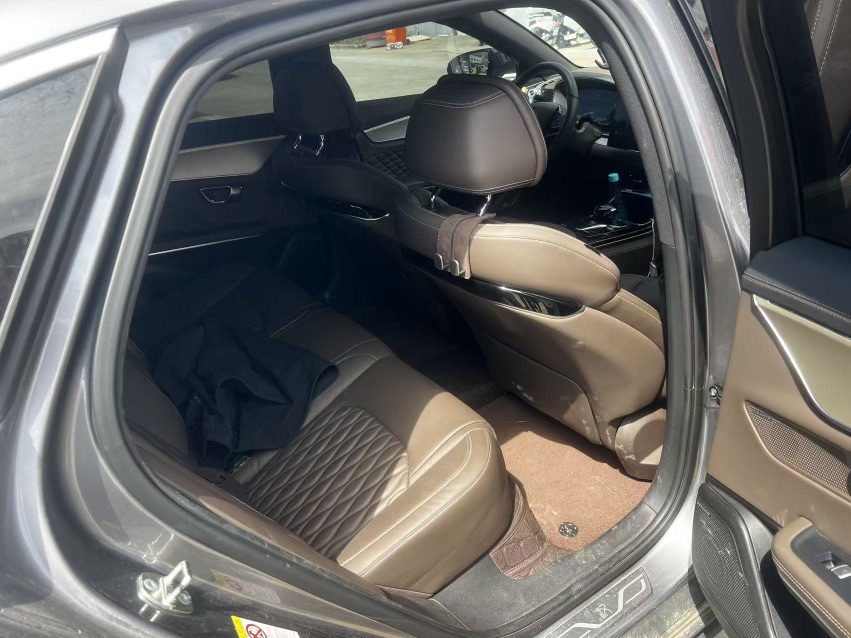 BYD Han 2024 car image #3