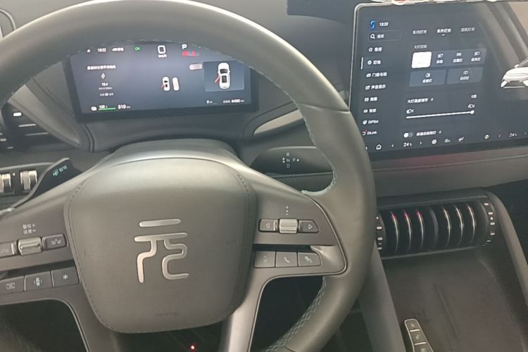 BYD Yuan Plus 2025 #14 BYD Yuan Plus 2025 صورة سيارة #14