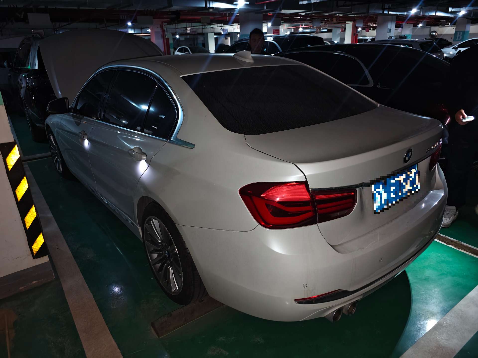 BMW 3 Series 2017 immagine di auto #4