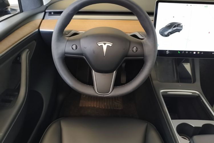 Tesla Model Y 2021 #11 Tesla Model Y 2021 car image #11