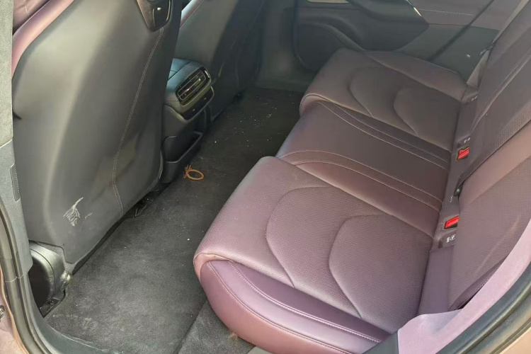 MI SU7 2025 car image #11