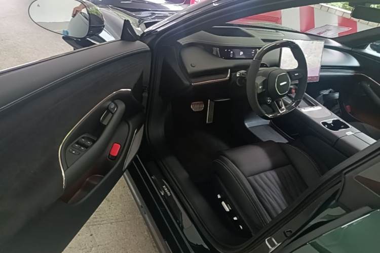 2026 #16 2026 imagem de carro #16