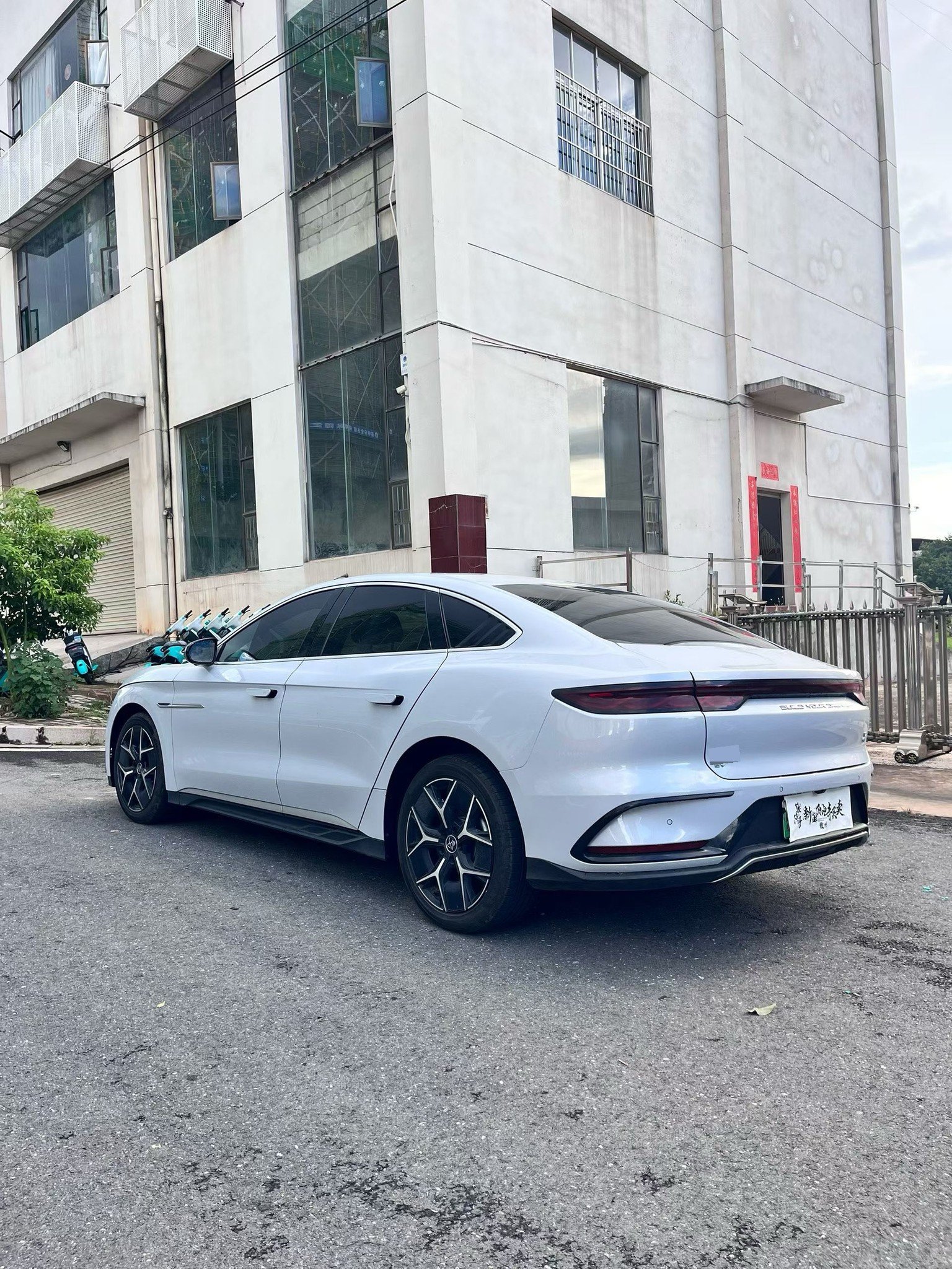 BYD Han 2024 #7 BYD Han 2024 صورة سيارة #7