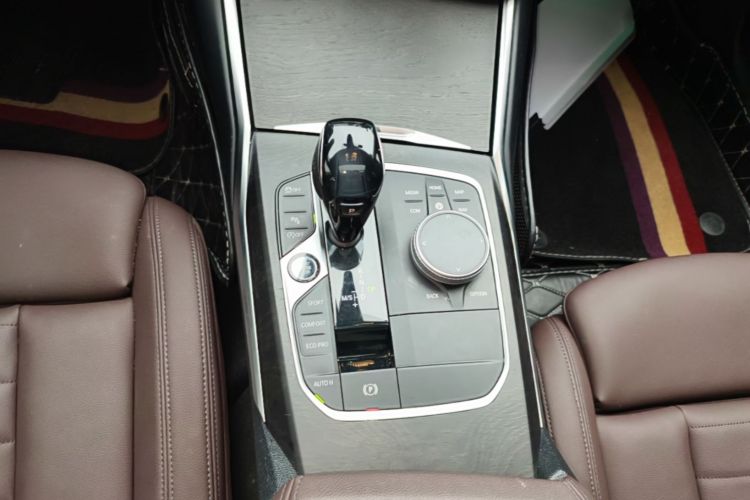 BMW 3 Series 2020 #14 BMW 3 Series 2020 car image #14