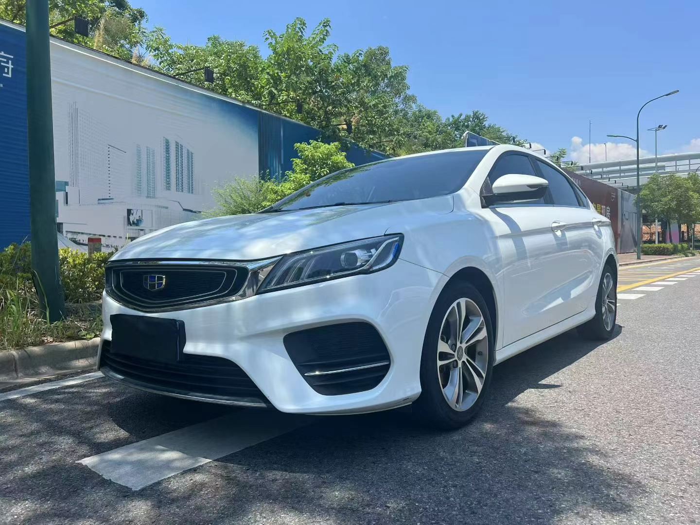 GEELY Binray 2018 GEELY Binray 2018 immagine di auto