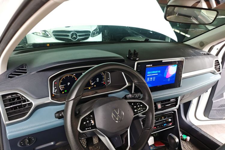 Volkswagen Tharu 2023 car image #11