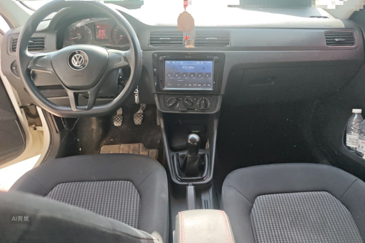 Volkswagen Santana 2017 car image #11