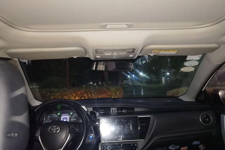 Toyota Corolla 2018 immagine di auto #20