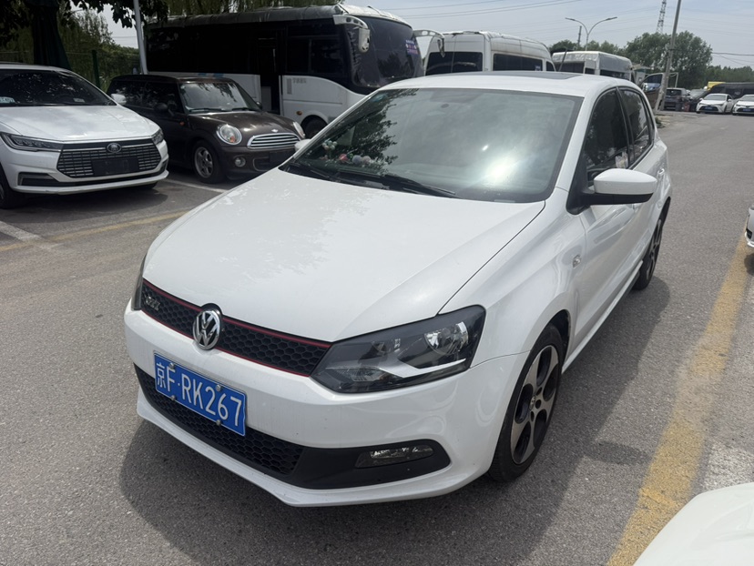 Volkswagen Polo 2012 Volkswagen Polo 2012 изображение автомобиля