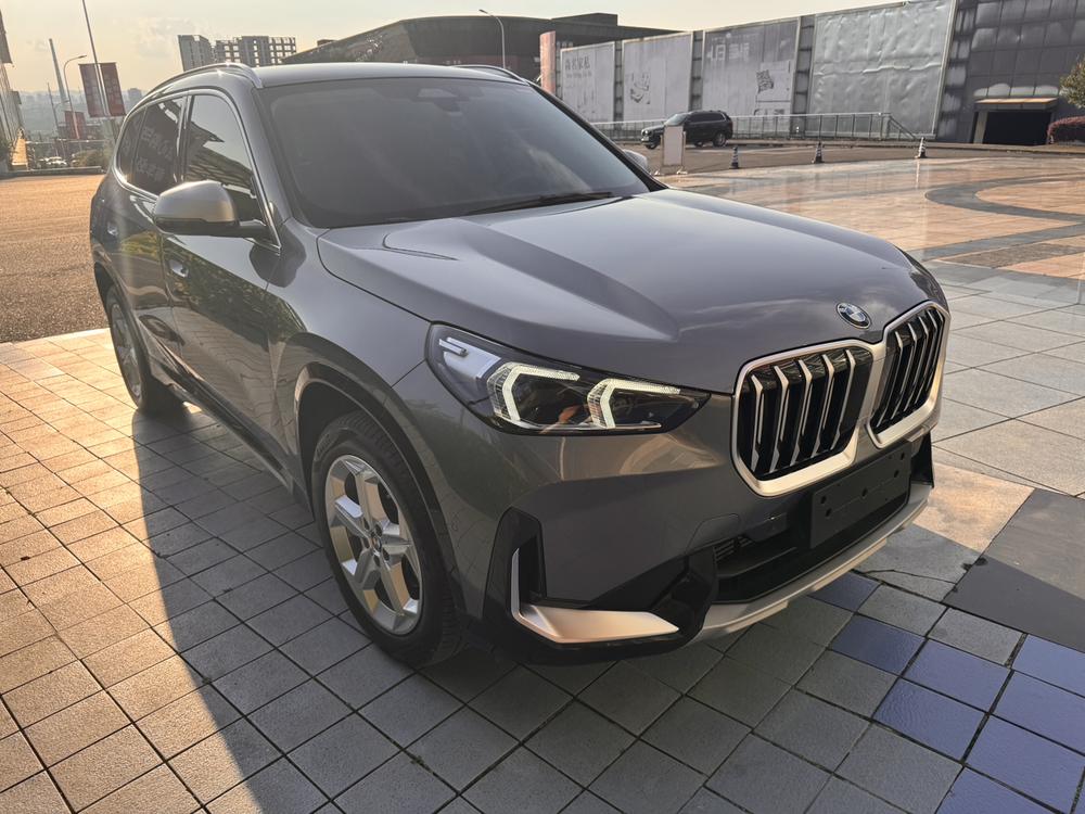 BMW X1 2023 car image #3