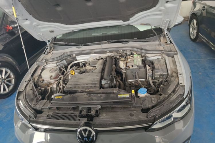 Volkswagen Golf 2023 #20 Volkswagen Golf 2023 car image #20