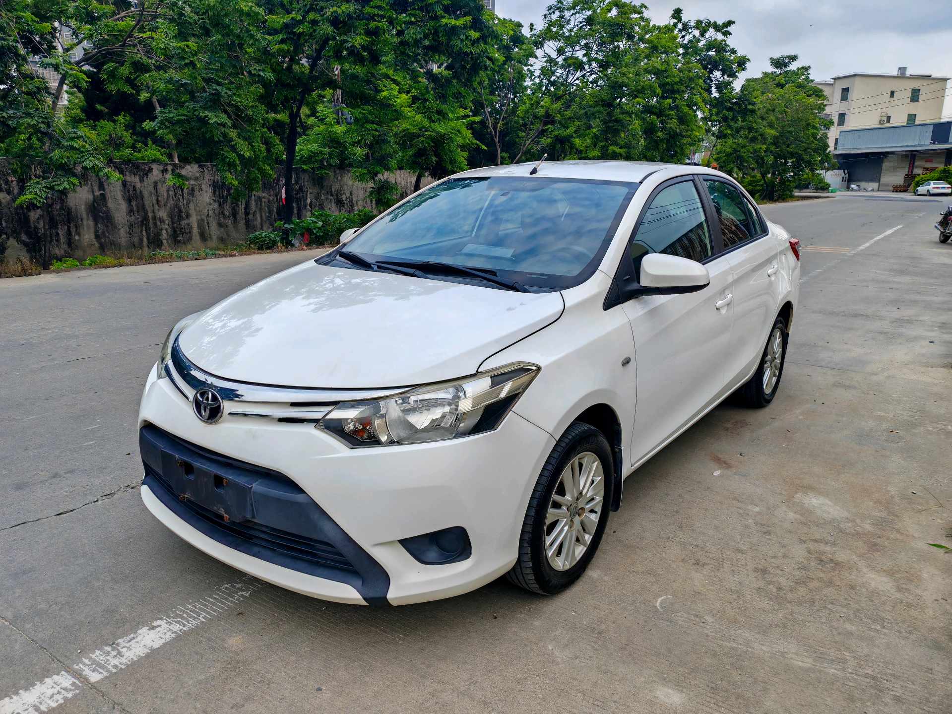 Toyota Vios 2015 Toyota Vios 2015 car image