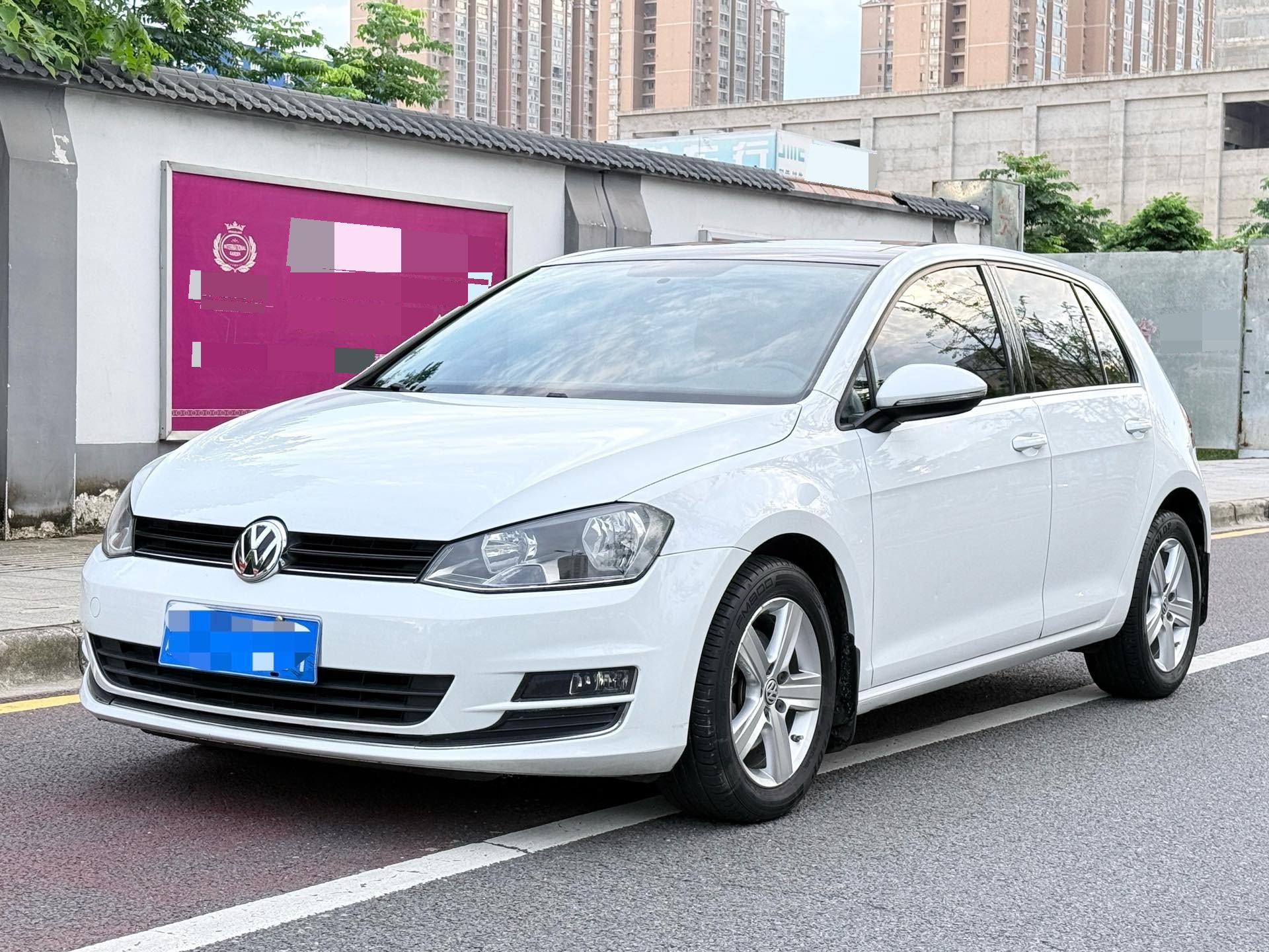 Volkswagen Golf 2015 Volkswagen Golf 2015 car image