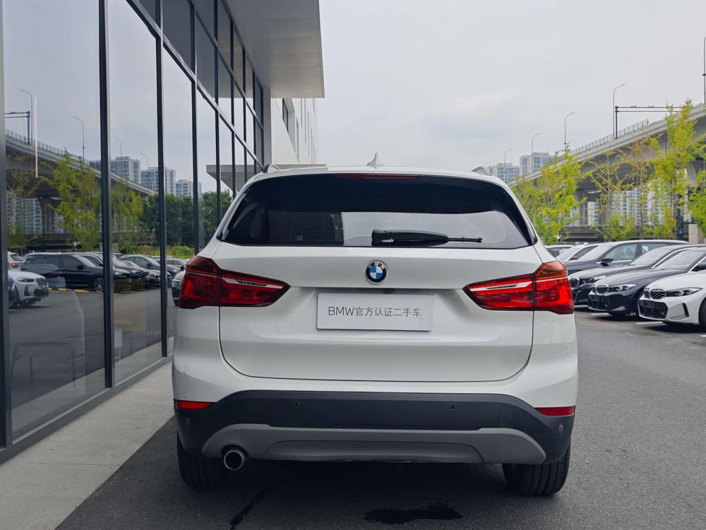 BMW X1 2019 #4 BMW X1 2019 car image #4