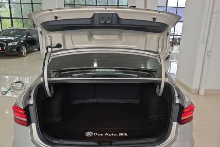 Volkswagen Lavida 2019 #19 Volkswagen Lavida 2019 car image #19