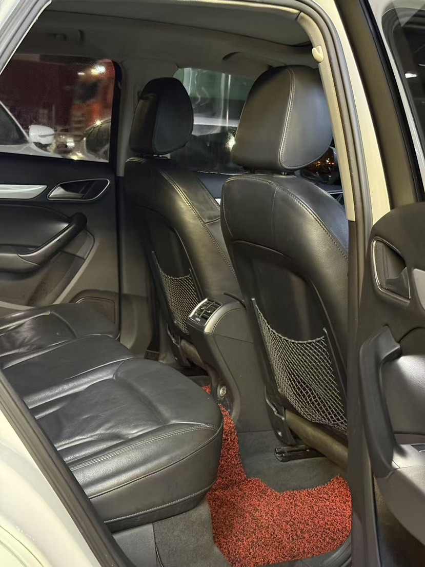 Audi Q3 2015 car image #4