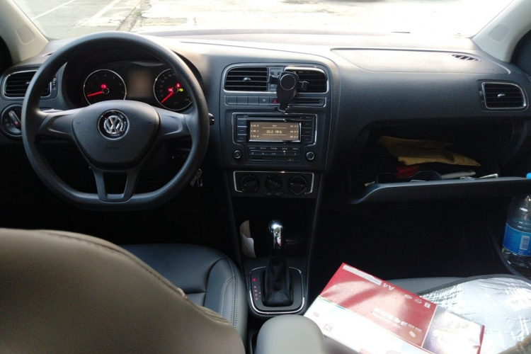 Volkswagen Polo 2015 #7 Volkswagen Polo 2015 car image #7