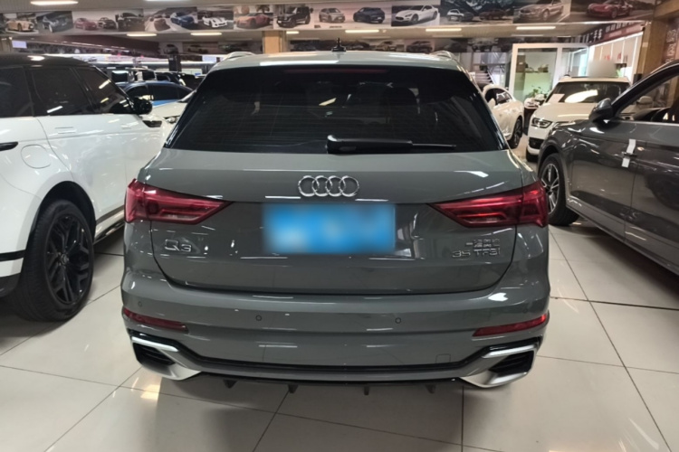 Audi Q3 2024 car image #6