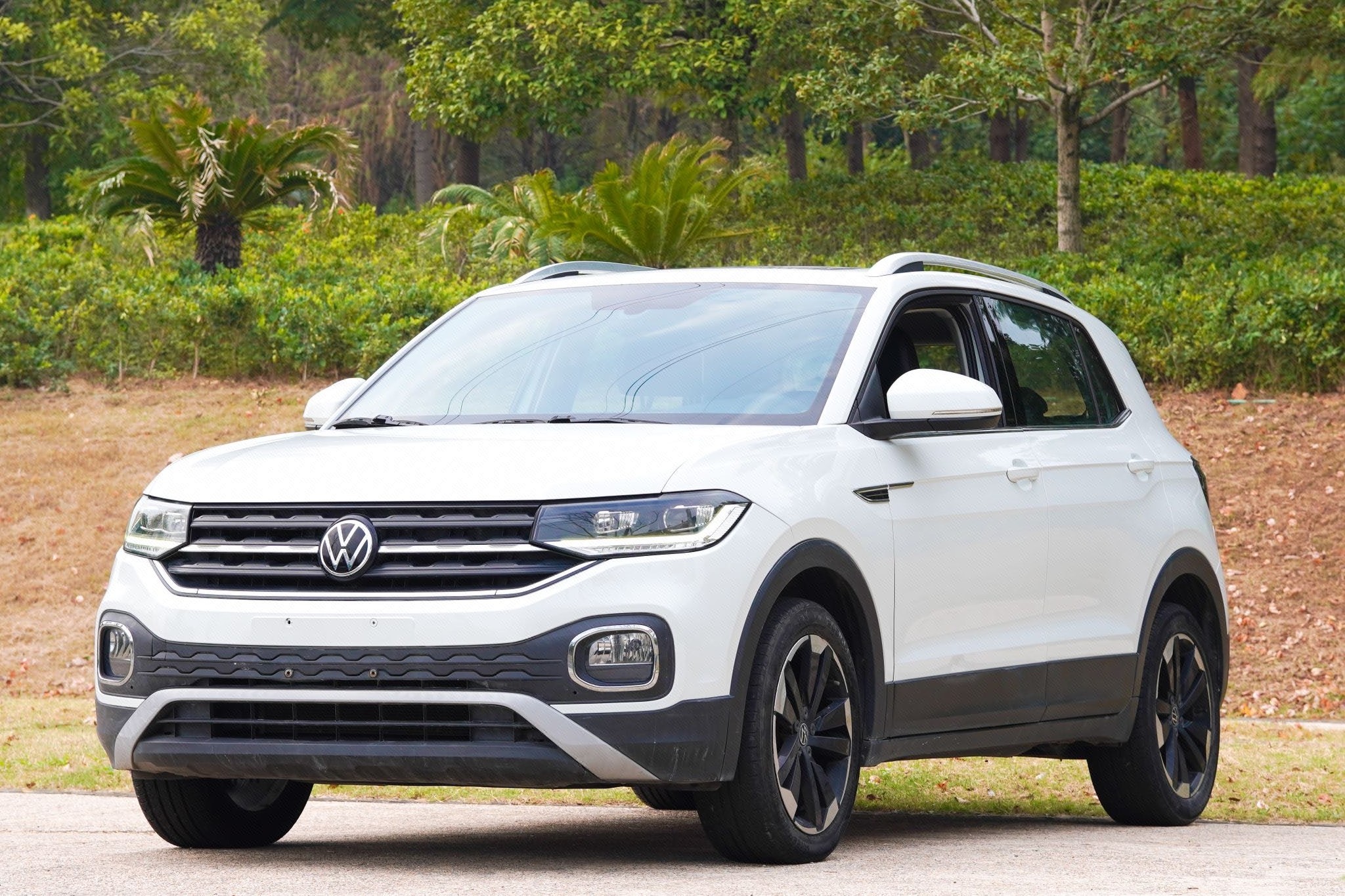 Volkswagen Tacqua 2020 car image 