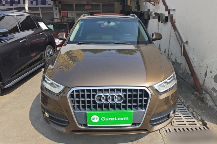 Audi Q3 2015 car image #3