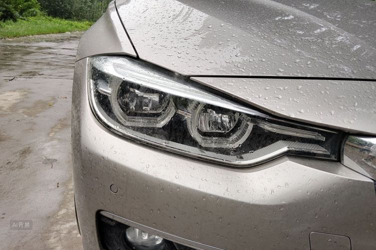 BMW 3 Series 2018 #8 BMW 3 Series 2018 car image #8