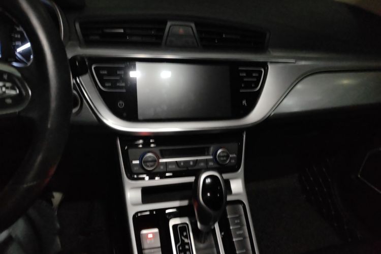 GEELY Emgrand GS 2020 car image #13