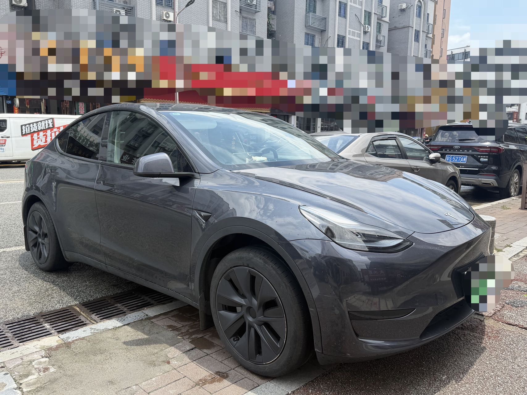 Tesla Model Y 2024 #3 Tesla Model Y 2024 car image #3
