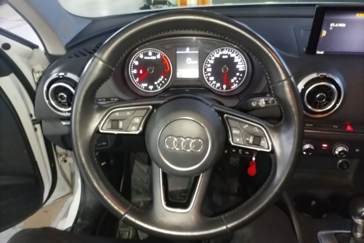 Audi A3 2019 car image #15