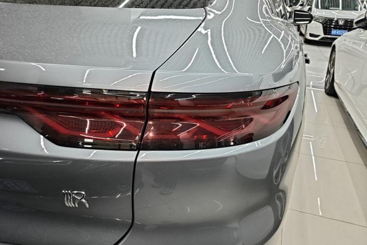 BYD Han 2022 #8 BYD Han 2022 car image #8