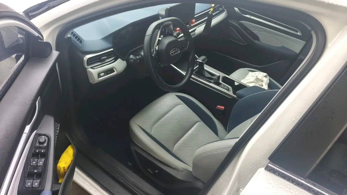 GEELY Emgrand 2022 car image #6