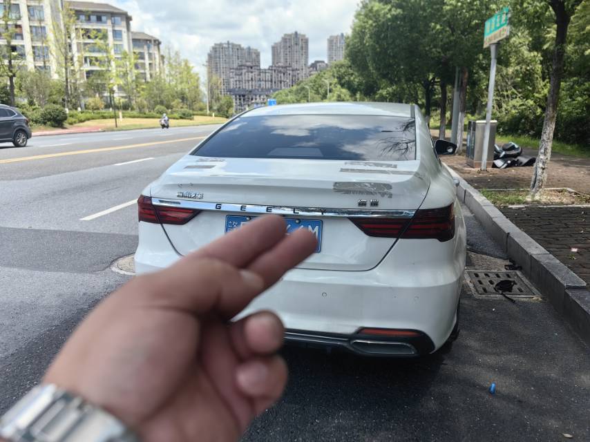 GEELY Binray 2018 #4 GEELY Binray 2018 car image #4