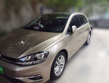 Volkswagen Golf 2018 car image 