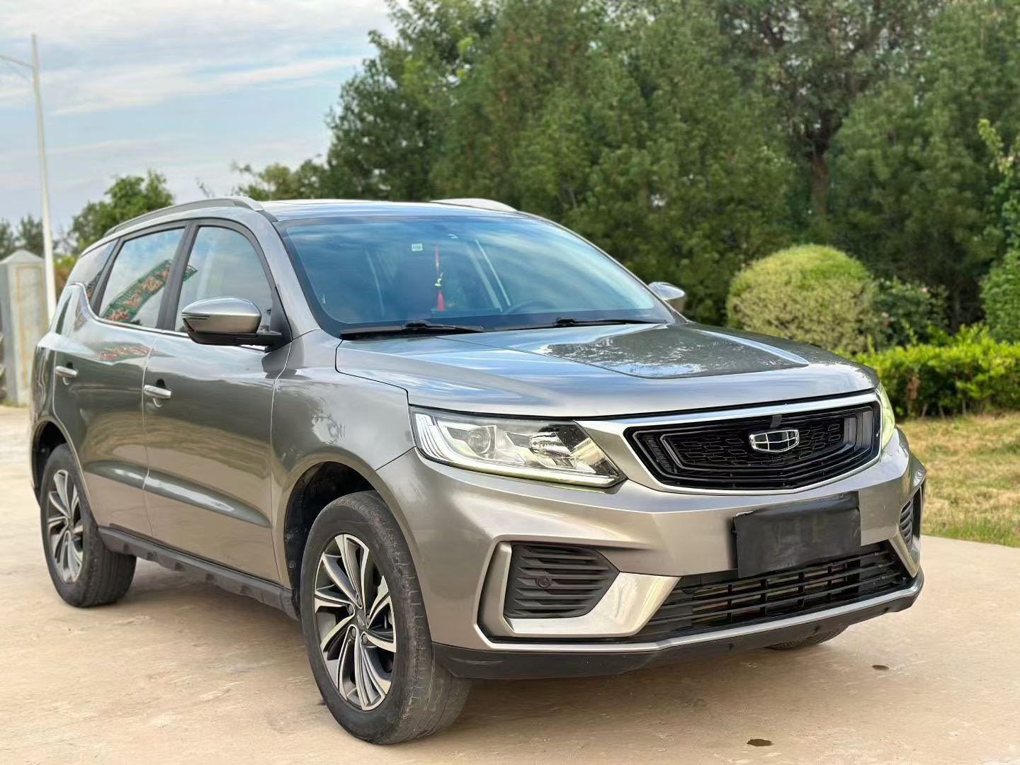 GEELY Vision X6 2020 car image #2
