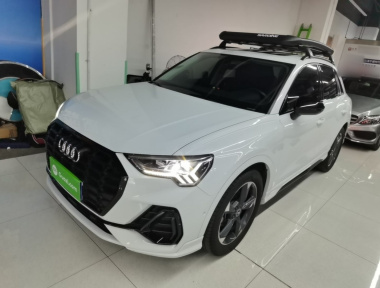 Audi Q3 2023 car image 