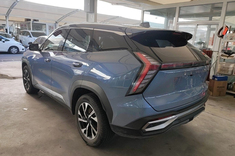 GEELY Boyue L 2025 car image #5
