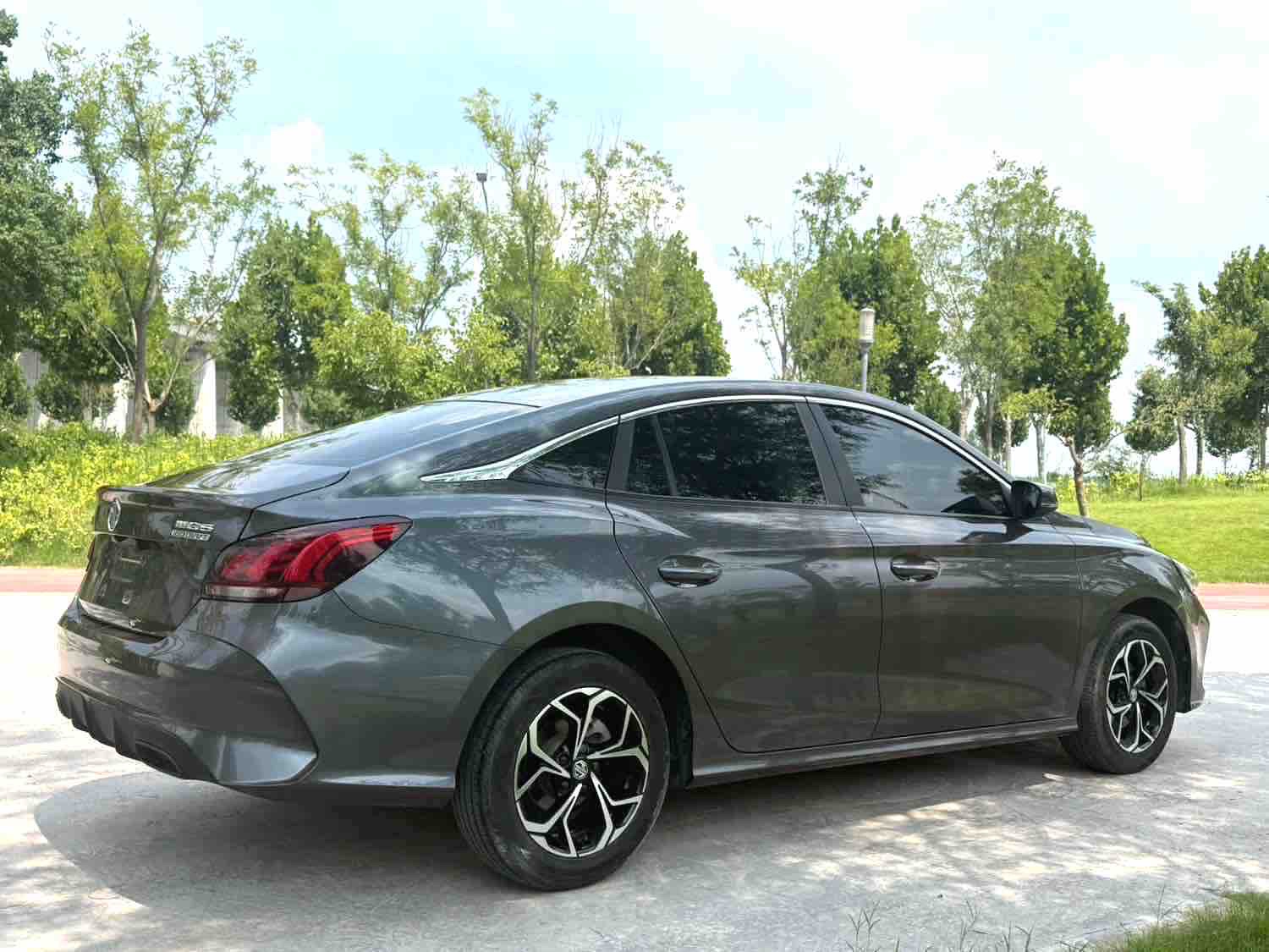 MG 5 2024 صورة سيارة #3