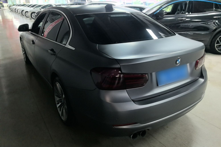 BMW 3 Series 2019 car image #5