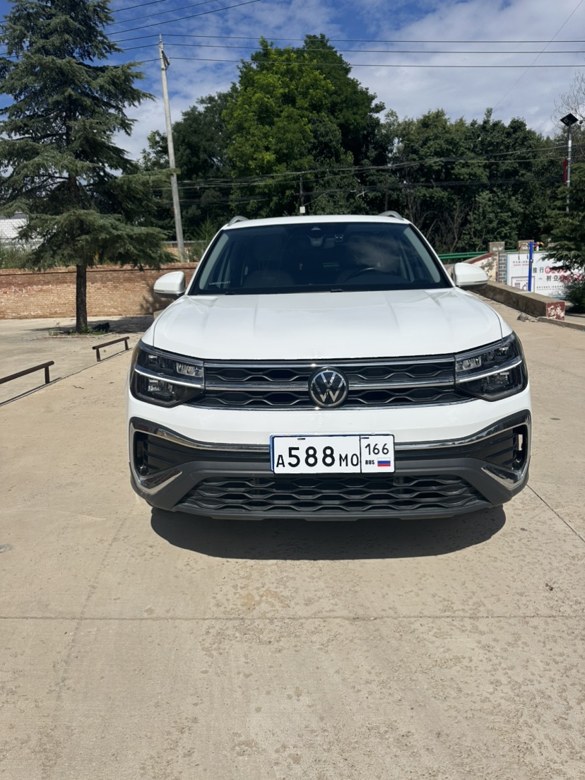 Volkswagen Tharu 2024 car image #2