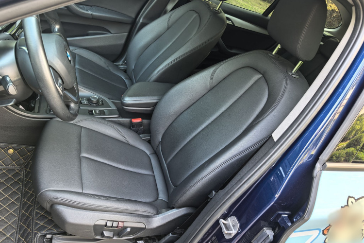 BMW X1 2019 #18 BMW X1 2019 car image #18