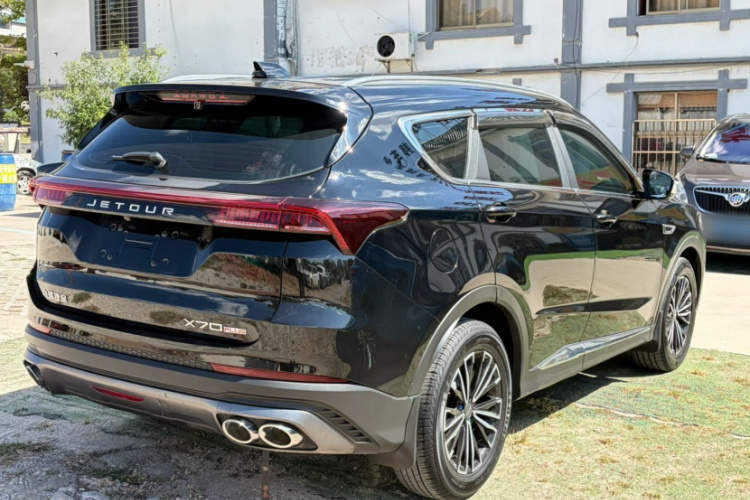 Jetour X70 PLUS 2024 car image #6
