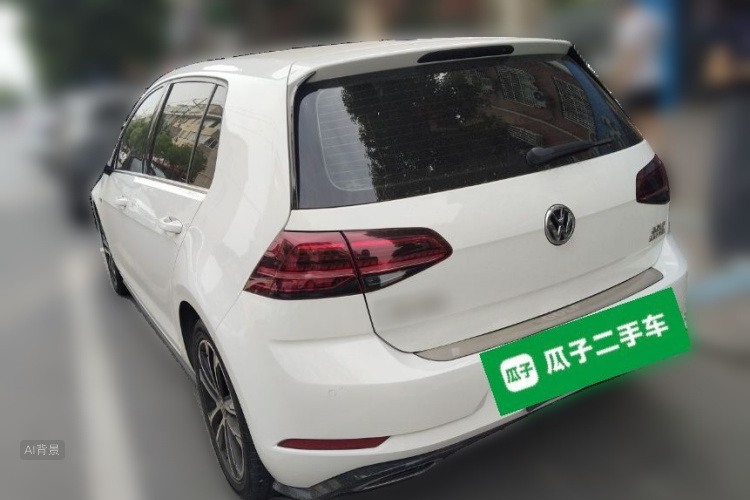 Volkswagen Golf 2020 car image #5